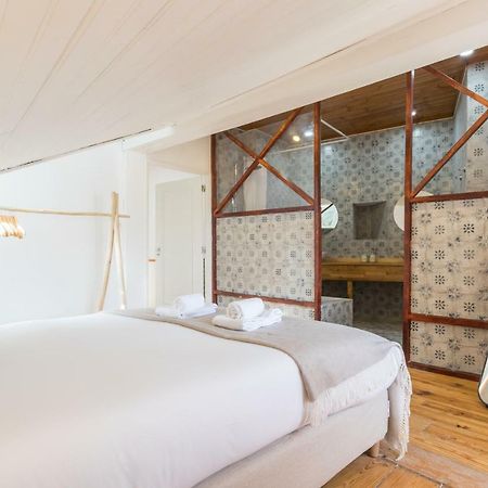 Alfama Tale Four-Bedroom Apartment W/ River View - By Lu Holidays Lisabona Exterior foto