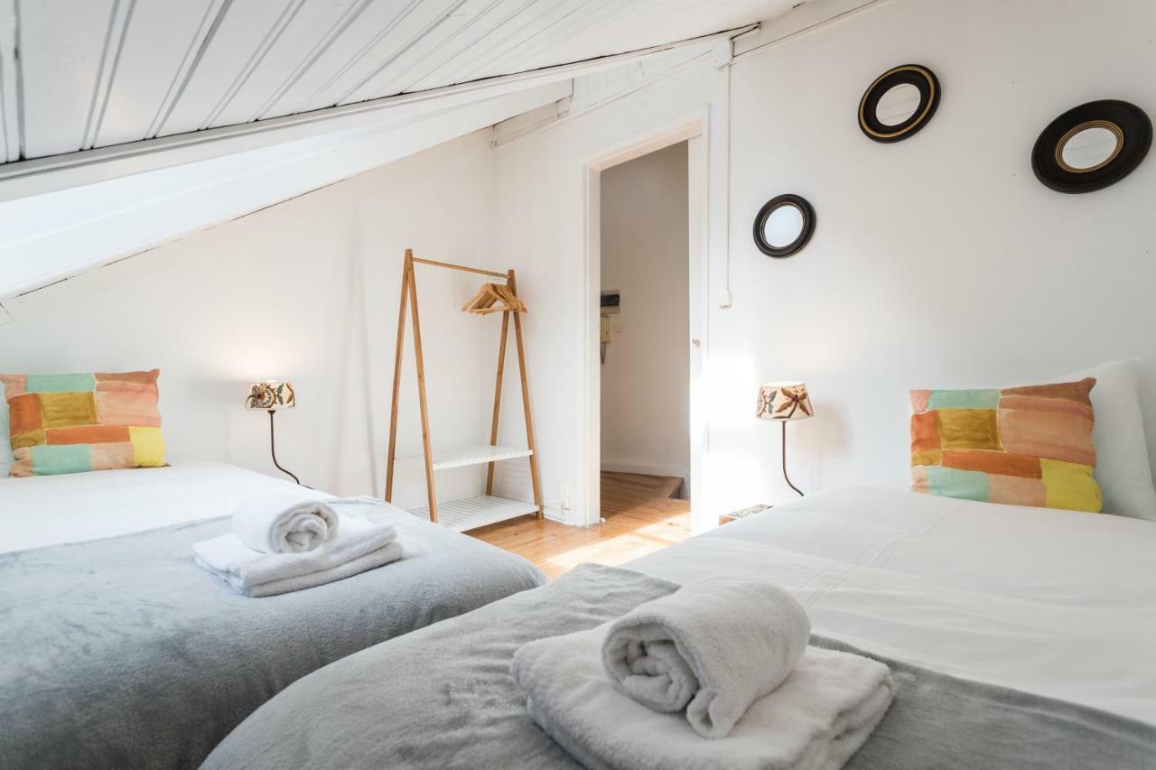 Alfama Tale Four-Bedroom Apartment W/ River View - By Lu Holidays Lisabona Exterior foto
